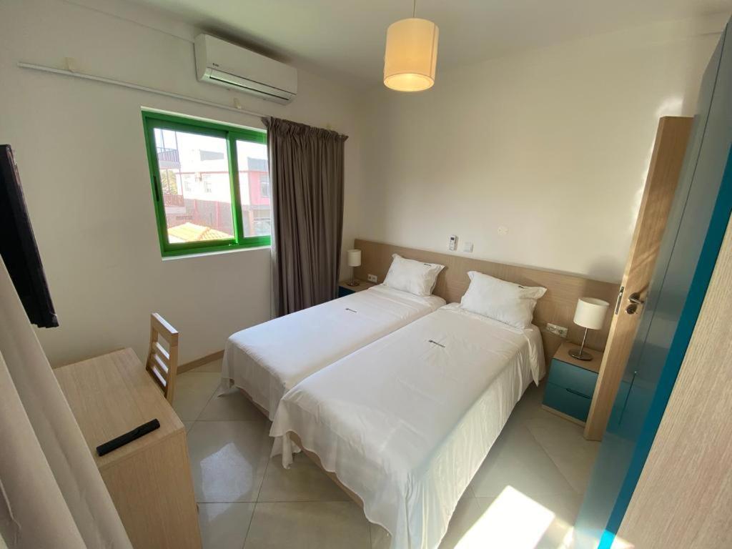Aparthotel Nhaterra Santa Maria Exteriör bild